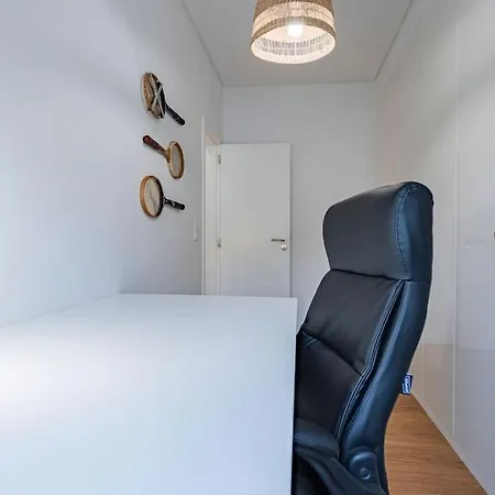 Charming Alvalade, In Prestigious Area Of Lisboa. Appartement Lisboa